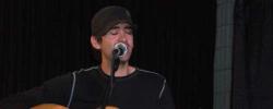 CCM ACOUSTIC SESSION: Aaron Shust, 